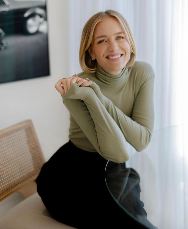 IN CONVERSATION WITH: HERMIONE OLIVIA