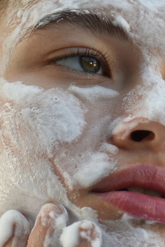 'Me Night' Essentials To Rejuvenate Over The Holidays